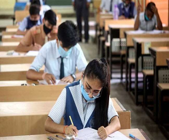 ब्रेकिंग: सीबीएसई 12वीं बोर्ड की परीक्षा हुई रद्द