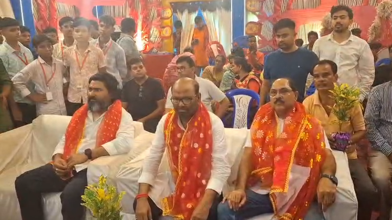 सांसद